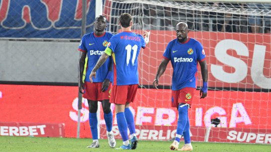 FCSB - Petrolul Ploiești 1-1, ACUM, pe iAMsport.ro. Ofri Arad a egalat din lovitură de la 11 metri!