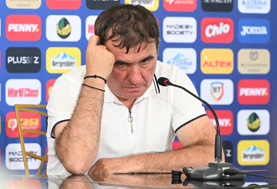 Gică Hagi a convocat 33 de jucători pentru meciurile cu Suedia, Bosnia și Polonia, din Liga n