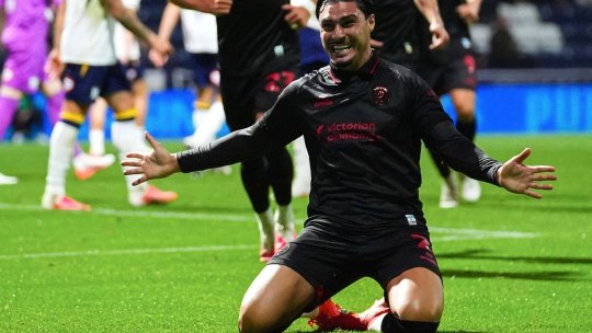 Titular în toate meciurile, acum și marcator! Lisav Eissat a înscris primul său gol în Anglia