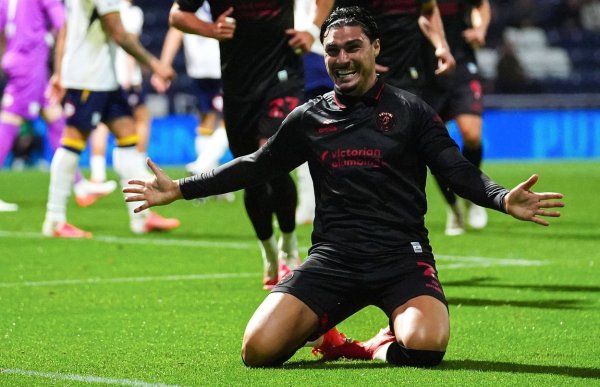 Titular în toate meciurile, acum și marcator! Lisav Eissat a înscris primul său gol în Anglia
