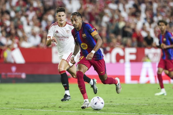 Raphinha își prelungește contractul cu Barcelona! Deco le-a dat marea veste fanilor