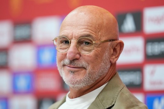 Federația i-a răsplătit performanța! Luis de la Fuente și-a prelungit contractul cu Spania