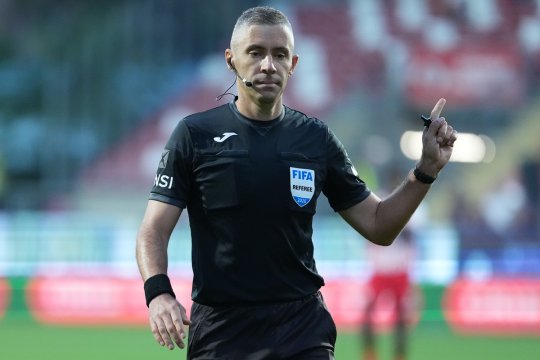 Radu Petrescu, scos de pe lista FIFA. Kyros Vassaras l-a înlocuit cu un alt arbitru