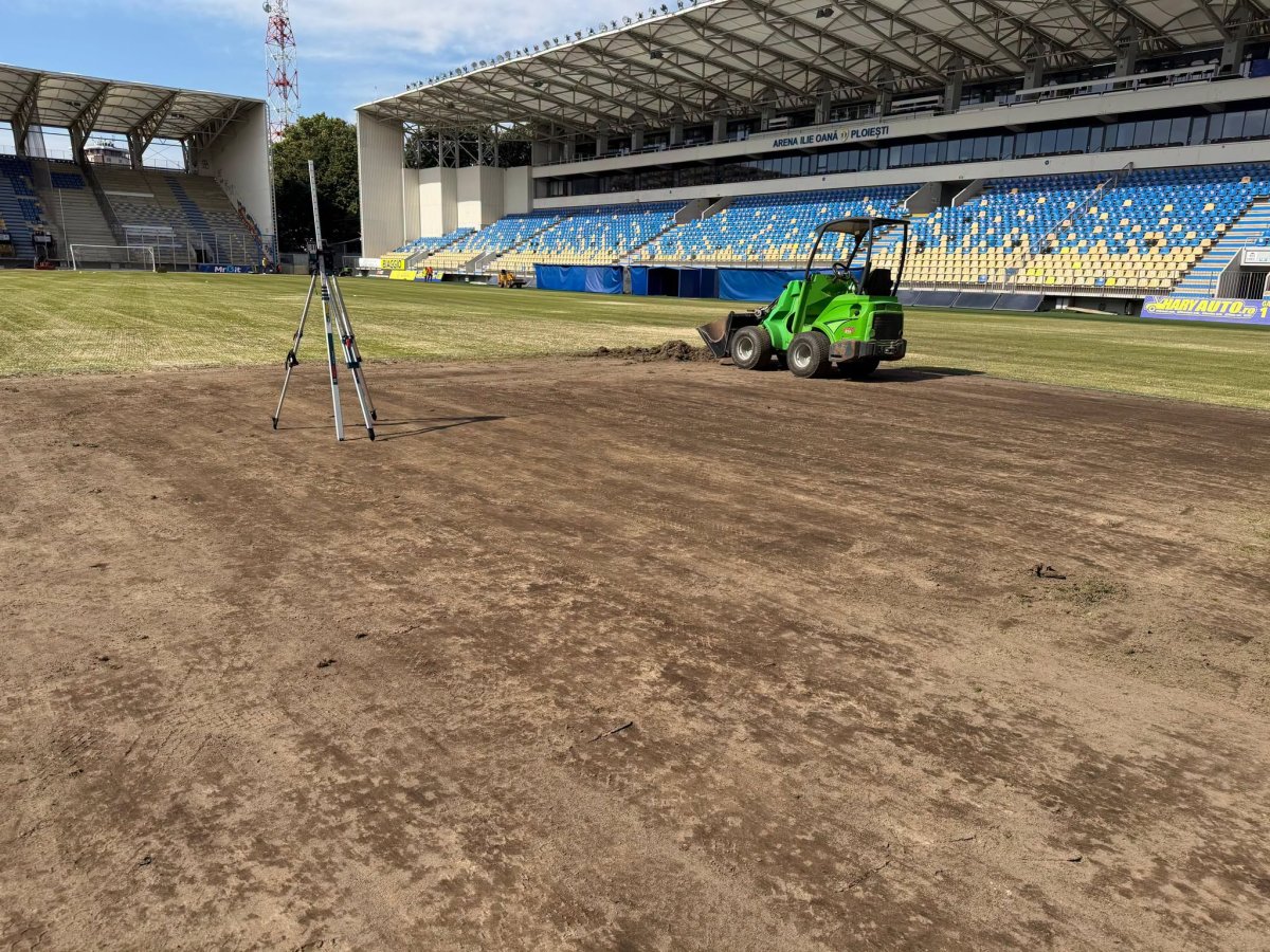 Gazonul de pe stadionul Ilie Oană n-a fost niciodată schimbat