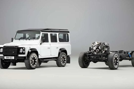 Land Rover Classic readuce V8-ul aspirat pe ultimele modele Defender ”analogice"