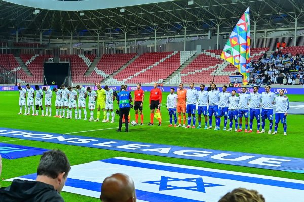 Situație neobișnuită la Israel - Irlanda! Un fundaș a fost trecut portar, iar gestul irlandezilor a făcut înconjurul lumii