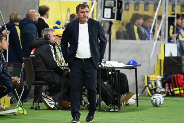 Ianis Hagi, Drăgușin, Rațiu și Man, OUT! Hagi a renunțat la 9 jucători pentru meciul cu Bosnia