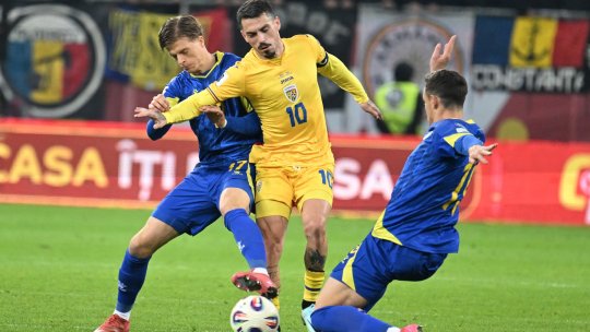 România - Bosnia, de la 21:45, pe iAMsport.ro. Hagi a schimbat sistemul, dar trimite în teren 5 fundași centrali!