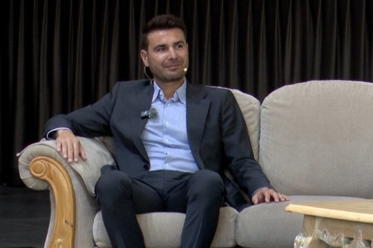 Adrian Mutu, în vizită la Chișinău. Ce sfaturi le-a dat ”Briliantul” copiilor care visează la fotbalul mare