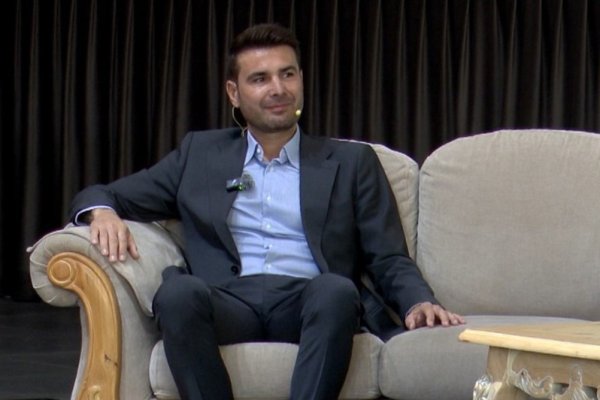 Adrian Mutu, în vizită la Chișinău. Ce sfaturi le-a dat ”Briliantul” copiilor care visează la fotbalul mare