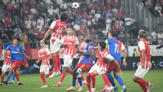 Dinamo - FCSB 1-0, ACUM, pe iAMsport.ro. Garita a înscris, dar Kovacs a anulat golul pentru un fault!