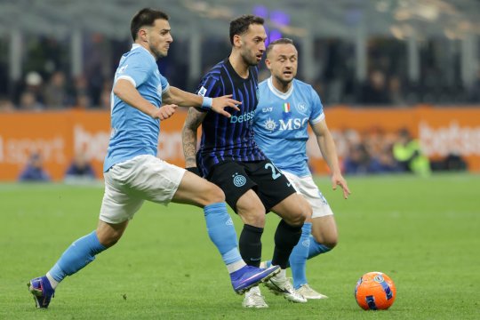 Inter - Napoli, de la 19:00, pe iAMsport.ro. Primul derby pentru Chivu în noul sezon