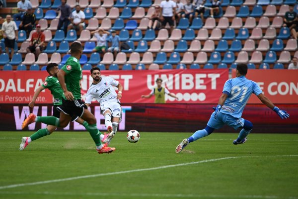 Umilință totală! FC Botoșani, victorie cu 5-0 contra lui Sepsi