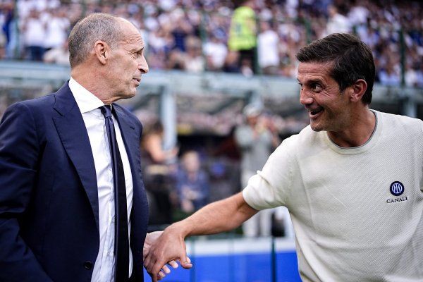 Chivu l-a eclipsat pe Allegri! Ce note au primit cei doi antrenori după victoria memorabilă a lui Inter cu Napoli