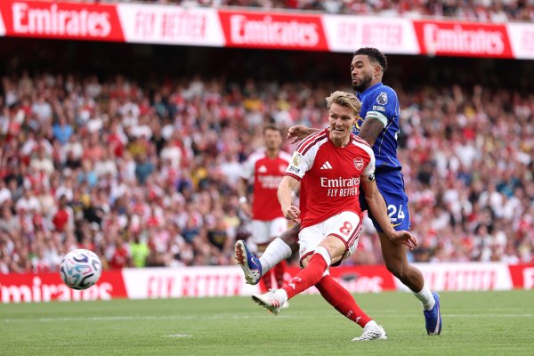 Arsenal, o nouă victorie în fața rivalei Chelsea! Albaștrii deschiseseră scorul, dar ”tunarii” au întors rezultatul