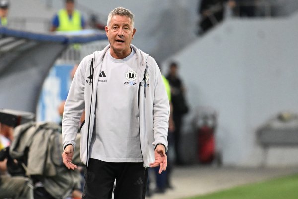 Bergodi și-a criticat jucătorii după eșecul din Bănie: ”Le-am făcut cadouri!”. Ce spune despre viitorul său la U Cluj