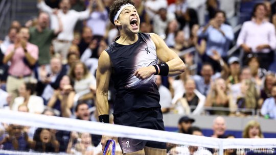 Surpriză la US Open! Carlos Alcaraz, eliminat în sferturi de Ben Shelton după un meci dramatic