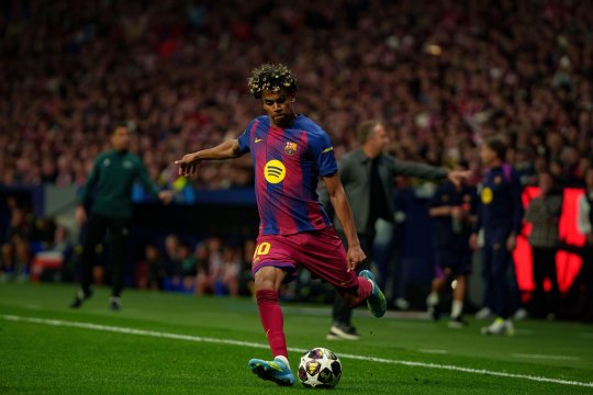 Barcelona - Feyenoord, de la 19:45, Liverpool - Atletico Madrid și Napoli - Arsenal, de la 22:00, pe iAMsport.ro. Continuă prima etapă în UCL!