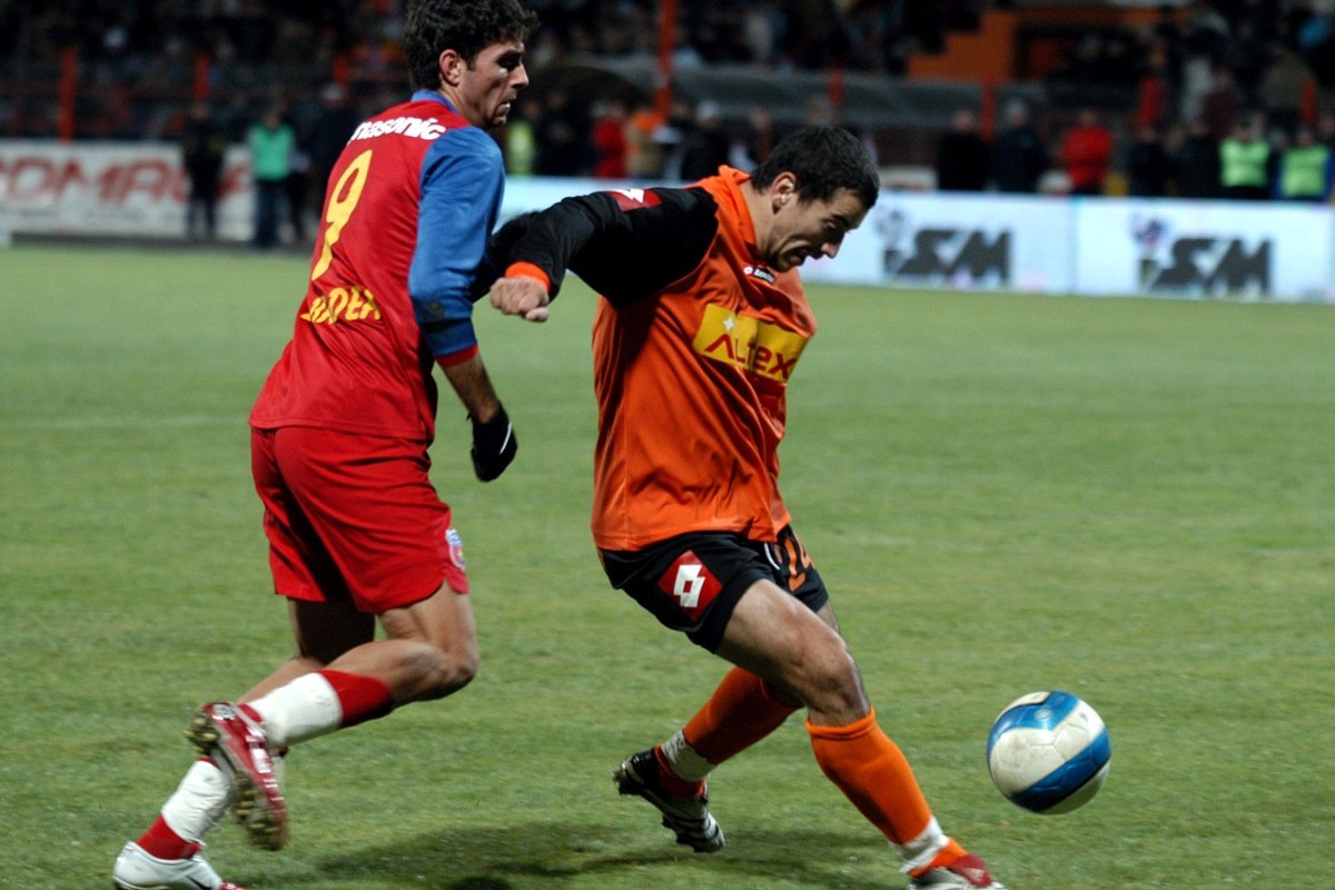 Forminte Fostul căpitan din SuperLiga a ajuns să cerșească pe străzi: ”Îl știam ...