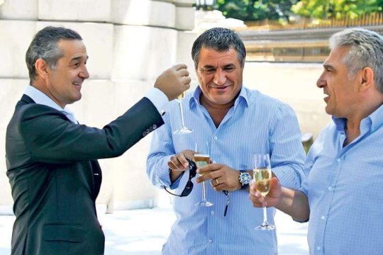 Victor Becali a dat cărțile pe față în legătură cu ”ruptura” dintre el și vărul Gigi: ”Mărginași cărora le place să se trezească vorbind!”
