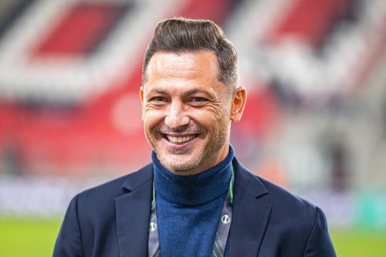 Numele echipei la care Mirel Rădoi va merge din vară. Este calificată în optimile Conference League: ”Am o informație”