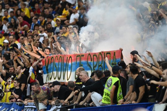 Ultrașii de la Uniți sub tricolor condamnă UEFA după verdictul în privința partidei România - Kosovo: "Decizia este extrem de neplăcută"