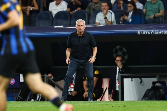 Mourinho, după ce l-a învins pe Chivu: ”A fost un meci nebun!”. Mesajul transmis antrenorului român