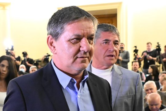 S-a dezlănțuit în direct după ce a auzit că Marius Lăcătuș a fost înjurat: ”Ce înseamnă asta? Sunt șmecheri când sunt mulți”