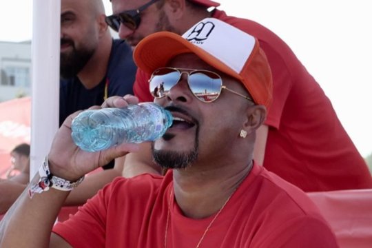 Beat, cel mai bun fotbalist străin din România a fost înjosit de studenți într-un bar și apoi i-au făcut poze