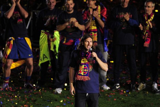 Fostul fotbalist de la Barcelona a venit la București să își ia ”rămas bun” de la Mircea Lucescu și a izbucnit în lacrimi