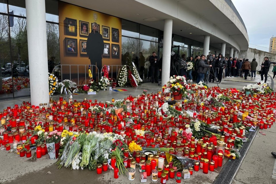 Câte persoane i-au adus un omagiu lui Mircea Lucescu la Arena Națională. Nume importante și-au luat rămas bun de la marele antrenor