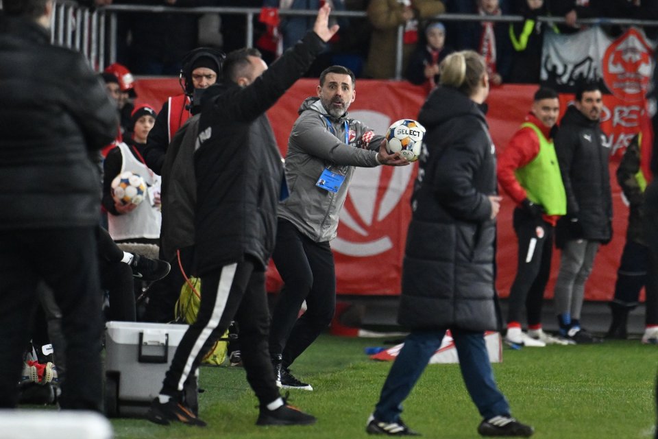 Un alt jucător e aproape de plecarea de la Dinamo. Kopic: ”Are câteva opțiuni”. Ce a spus croatul despre gafa lui Epassy