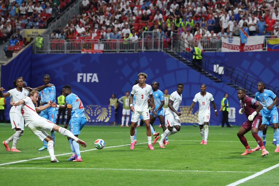 Anglia - RD Congo 0-1, ACUM, pe iAMsport.ro. Surpriză la pauză: africanii sunt în avantaj și îi împiedică pe englezi să marcheze. Britanicii au cerut penalty