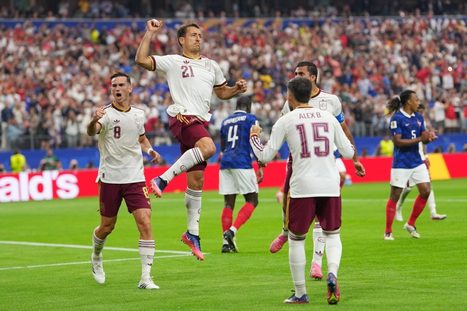 Franța - Spania 0-1, pe iAMsport.ro. Oyarzabal marchează din penalty, după imprudența lui Digne