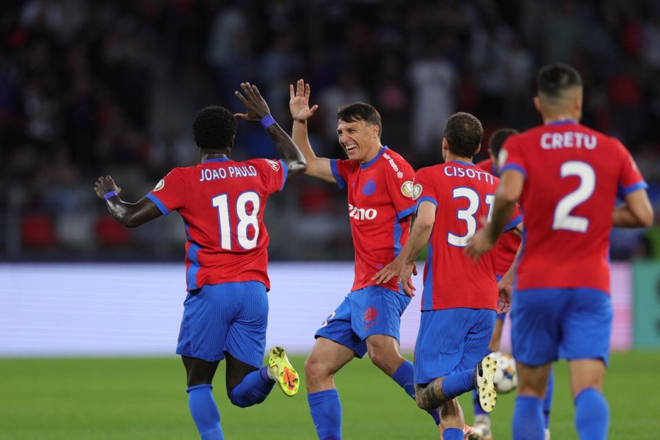 FCSB - FC Botoșani 3-2, ACUM, pe iAMsport.ro. Tensiune în Ghencea: Mailat înscrie din nou!