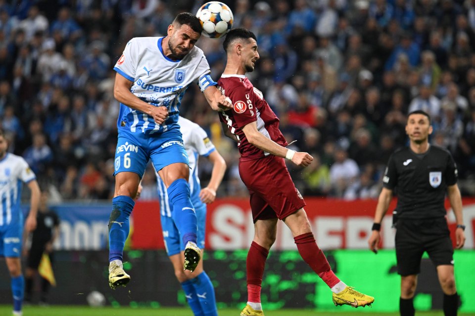 Universitatea Craiova - CFR Cluj 2-0, ACUM, pe iAMsport.ro. Două goluri în cinci minute! Arde Bănia