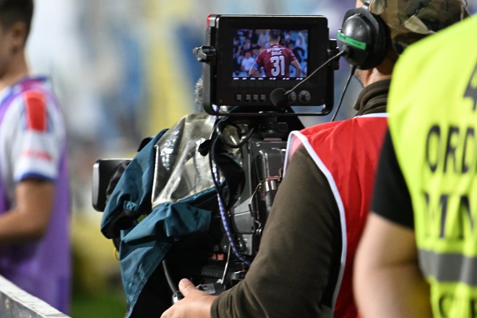 De ce a cedat nervos Gigi Becali. În realitate, banii din drepturile TV sunt mai puțini decât în urmă cu 17 ani