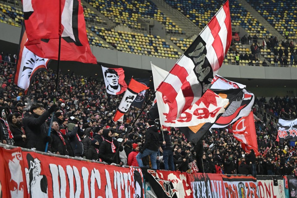 Haos total pe Arena Națională! Baiaram a scuipat un suporter, Kovacs a fost lovit la finalul meciului