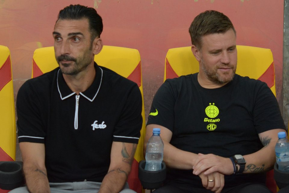 ”Ai reveni ca antrenor principal la FCSB?”. Mihai Pintilii a răspuns direct + Promisiunea făcută lui Charalambous: ”Nu pot să-l trădez”