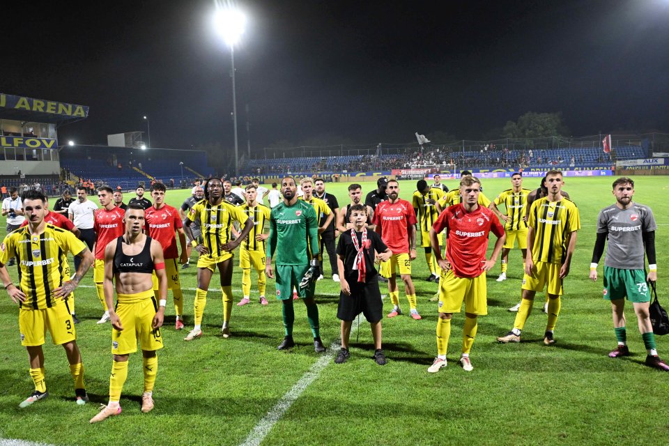 Florin Prunea a spus-o pe față! ”Bilă neagră” pentru un jucător de la Dinamo: ”Nu îmi place, nu dă siguranță”