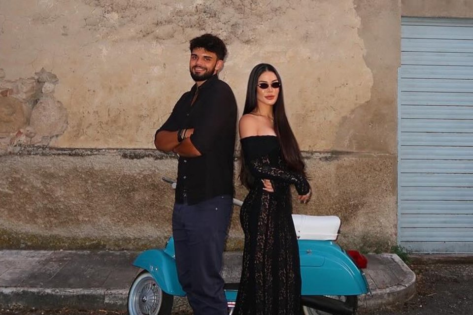 Alexandru Țiriac s-a afișat cu mătușa lui, în vârstă de 28 de ani. Fiica lui Ion Țiriac i-a dat inimioare