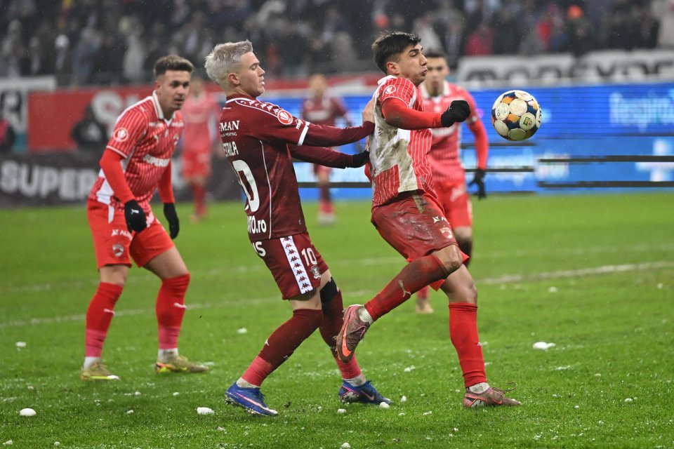 Rapid - Dinamo, de la 21:00, pe iAMsport.ro. Cu o victorie, giuleștenii devin lideri în SuperLiga. Echipele de start