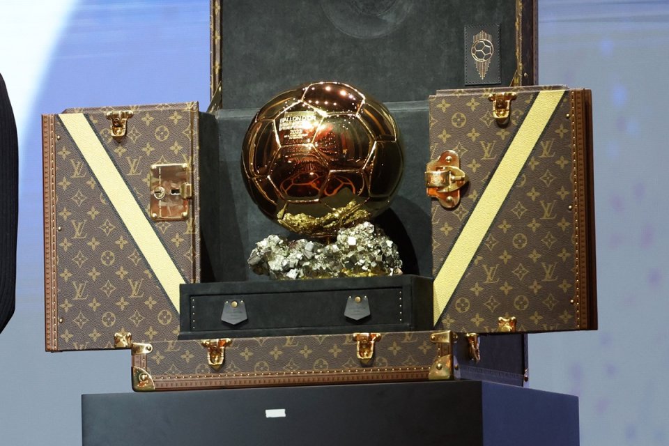 Primele indicii despre câștigătorul Balonului de Aur. Cine ar urma să primească trofeul