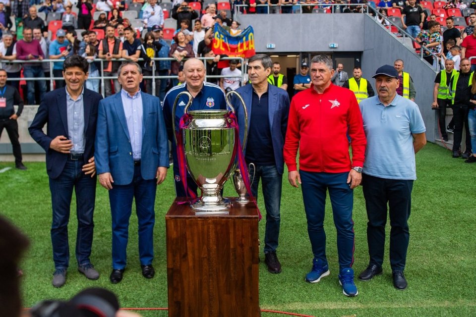 Legenda Stelei acuză că un coleg al său a fost ”lucrat” pentru a i se face loc lui Gică Hagi: ”Întrebați-l pe Iordănescu!”