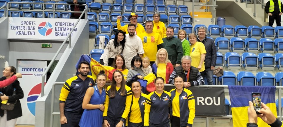 Echipa feminină de tenis a României, învingătoartea formaţiei Serbiei cu scorul de 4-0, în play-off-ul pentru Grupa Mondială a competiţiei Billie Jean King Cup