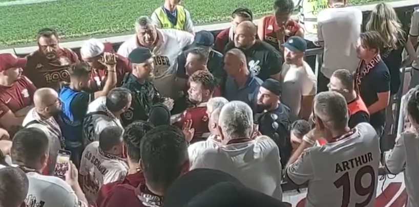 Jandarmii au interveni în forță după ce fanii Rapidului au vrut să se răzbune pe Bîrligea
