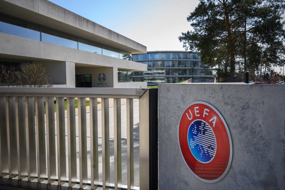 UEFA a fost înființată în 1954