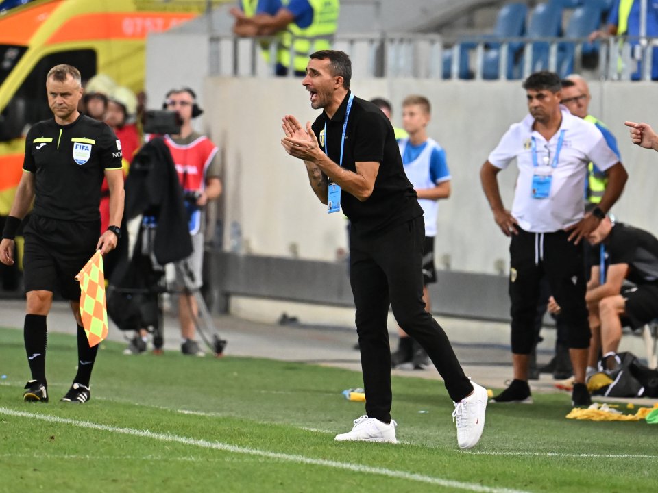 Mehmet Topal s-a retras din cariera de fotbalist de la Besiktas